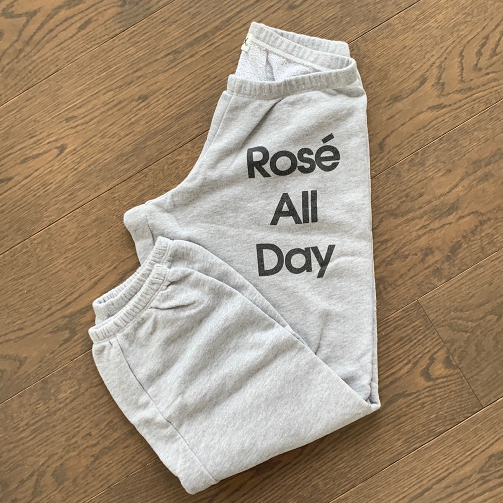 WildFox Sweatpants (size small)